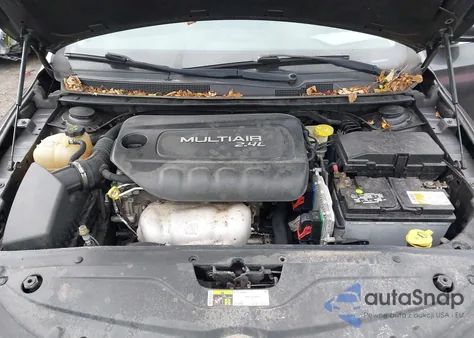 2015 Chrysler 200 Limited из США, поврежденный, VIN 1C3CCCAB1FN682490